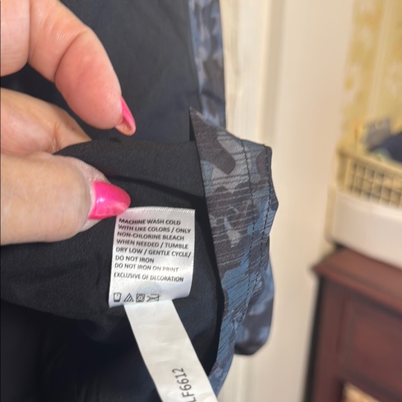 NWT Chase54 Black, Gray, Green Camouflage Rain/Utility Jacket Hide-Away Hood - Picture 11 of 12